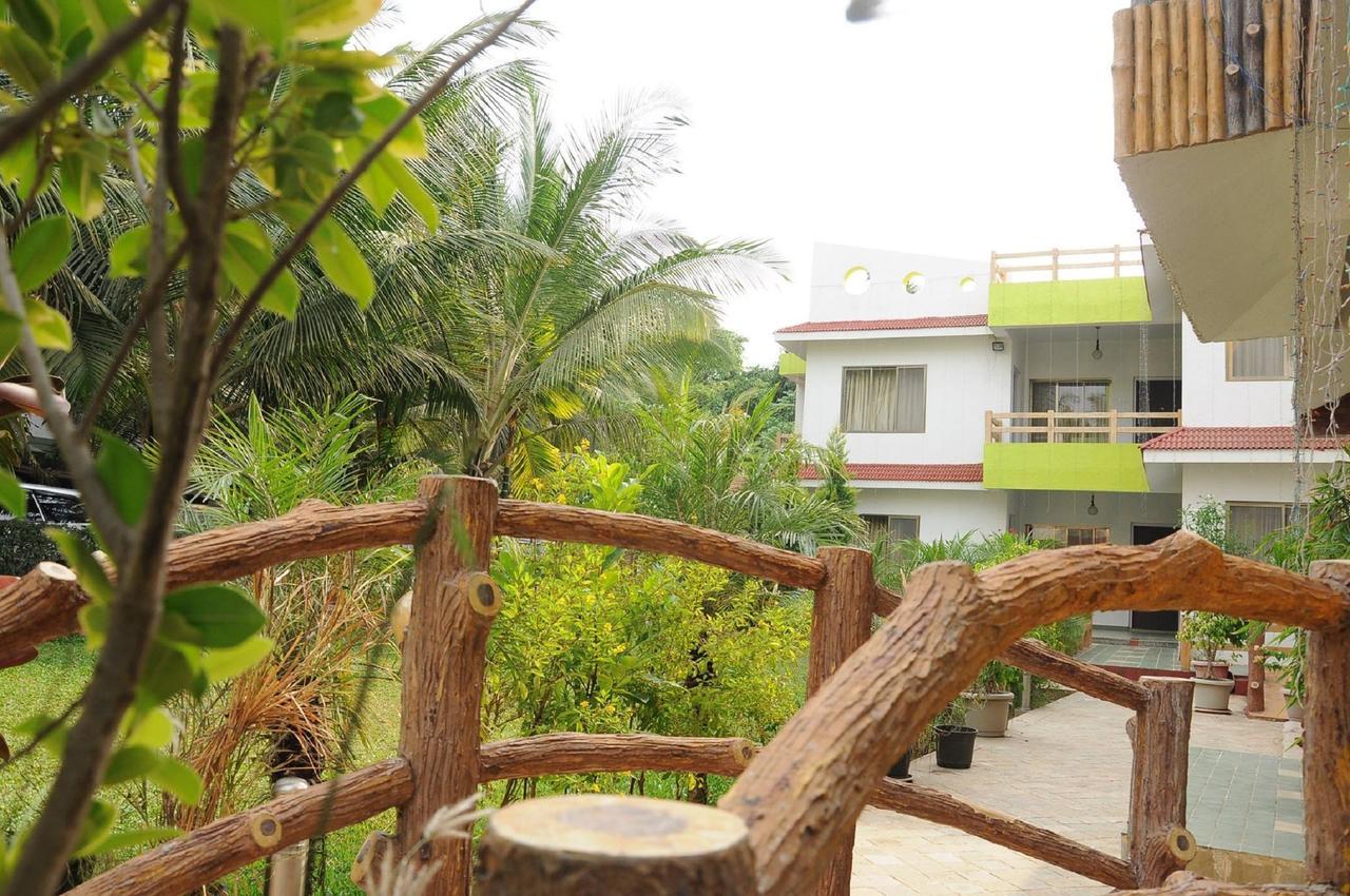 Resort Ruturaj Inn アリバグ エクステリア 写真